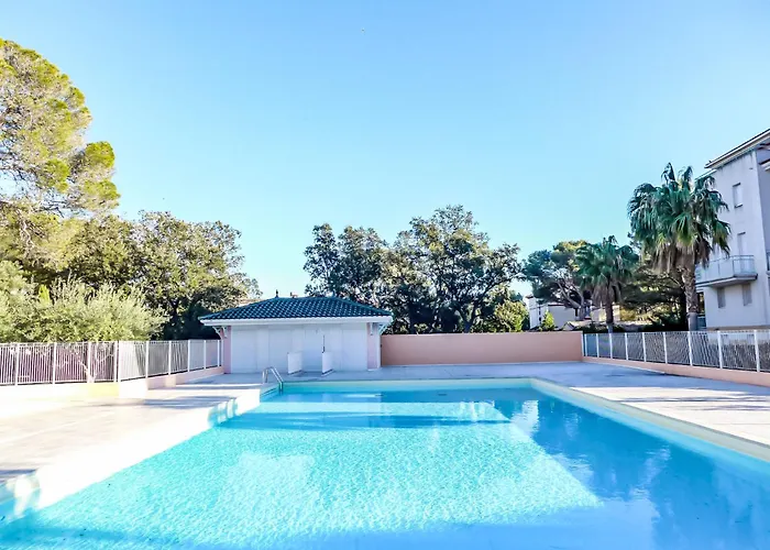 Les Calanques Du Parc-9 By Interhome Apartment *